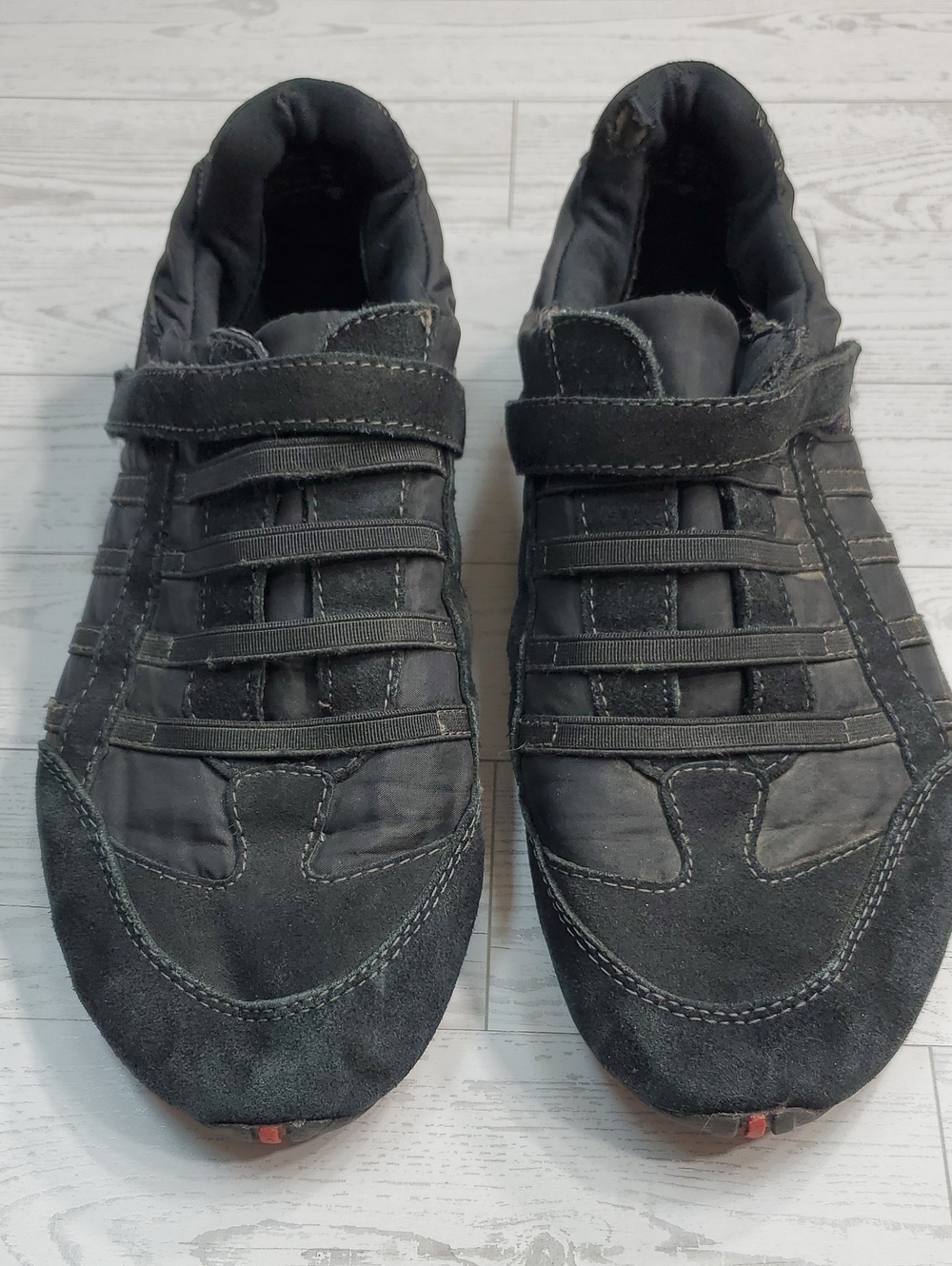 Black Slip-On Velcro Strap Sneakers Athletic Shoes Womens 9.5